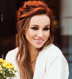 Анфиса Чехова прокомментировала свой развод: "Такое золото, как я, долго в одиночестве не останется"