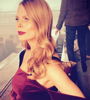 В новый год с новой прической: Ольга Фреймут кардинально поменяла образ