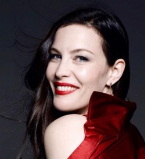 Лив Тайлер оголилась и показала сексуальное тело