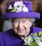 Какая красота! Букингемский дворец украсили к рождественским праздникам