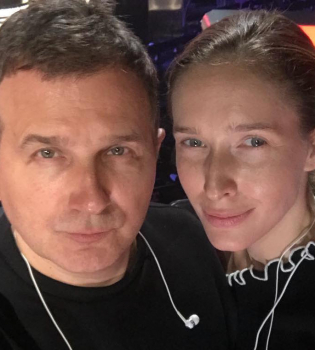 Юрий Горбунов ответил на критику относительно  внешности своей жены: &quot;Она самая красивая в мире!&quot;