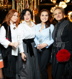 В Киеве открылась выставка платьев Timeless Gres by Victoria Gres