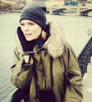 Милашество: дети Ольги Фреймут веселятся в снегу