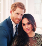 Слишком сексуально: в сети раскритиковали официальные фото принца Гарри и Меган Маркл