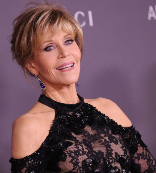 Нестареющий вид и осиная талия: актриса Джейн Фонда отметила 80-летие!