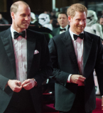 Юные и смешные: в сеть попало архивное фото принцев Гарри и Уильяма