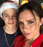 Идеальная семья: Дэвид и Виктория Бекхэм поделились трогательными фото с детьми