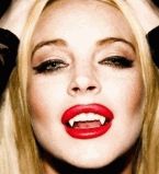 Линдсей Лохан вампир