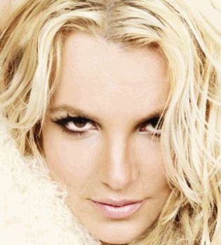 Бритни Спирс Femme Fatale