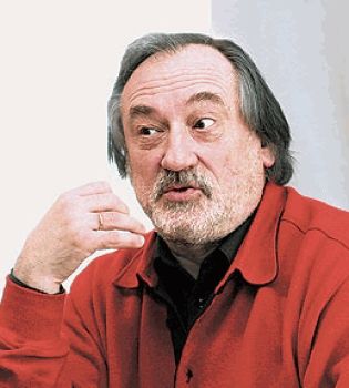 Богдан Ступка с рукой