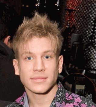 Иван Дорн с ирокезиком