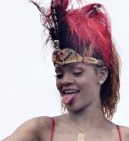 Рианна совсем афигела