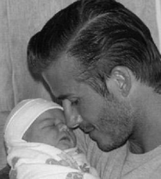 Дэвид Бэкхем с дочкой