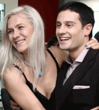 Антон Макарский с женой Викторией