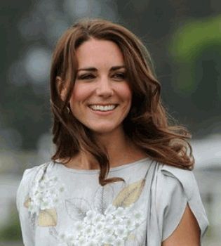 Кейт Миддлтон широкоформатно лыбится