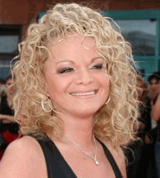 Лариса Долина пудель