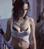 Даша Астафьева с сисяндрами