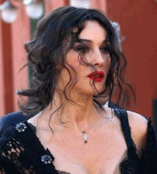 Моника Белуччи на съемках