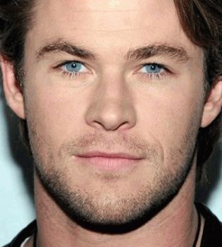 Крис Хемсворт макро