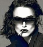 Кира Найтли с сигаретой