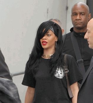 рианна брунетко