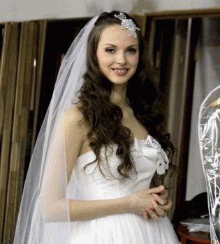 Ярослава Куряча в свадебном платье