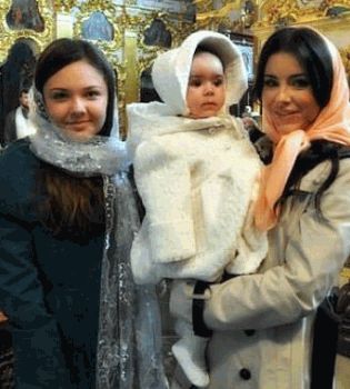 Ани Лорак с дочерью