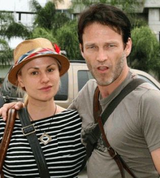 Анна Пакуин Стивен Моер