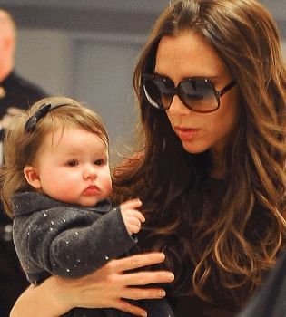 Виктория Бекхэм дочь Харпер