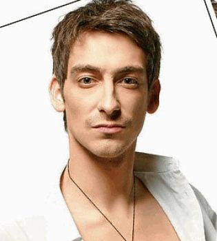 артем ткаченко