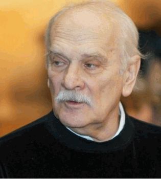 петр фоменко