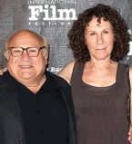 Дэнни ДеВито с женой