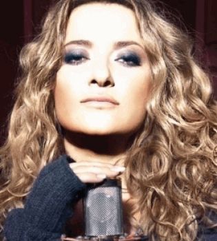 Самая стильная на &quot;Самых красивых 2008&quot;