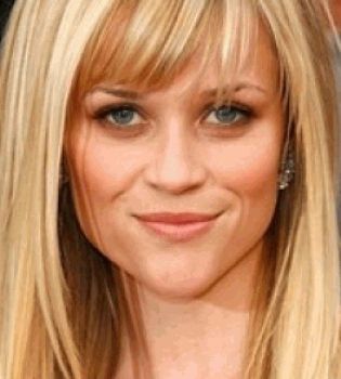 Риз Уизерспун и ее малыш прогулялись по Лос-Анджелес