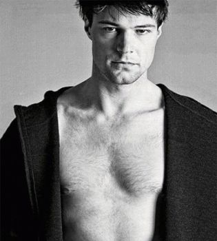 Данила Козловский в откровенной фотосессии (ФОТО)