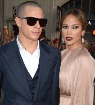 Дженнифер Лопес и Каспер Смарт