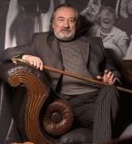 Богдан Ступка