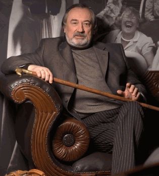 Богдан Ступка