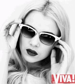 Мика Ньютон 4