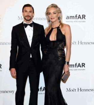 Шэрон Стоун и Мартин Мика