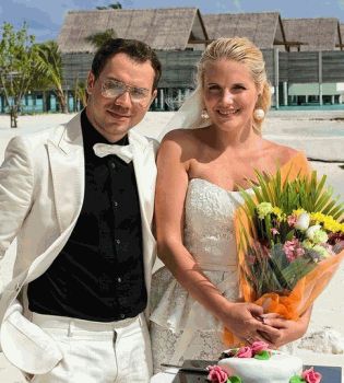 Андре Тан и жена