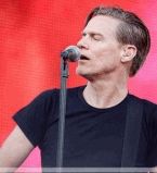 Брайан Адамс