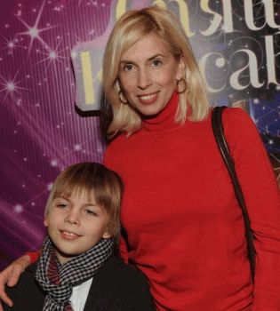 Алена Свиридова с сыном