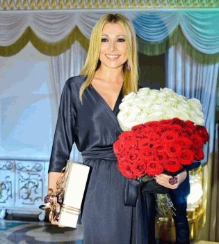 Анжелика Агурбаш букет