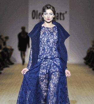 Елена Даць показ