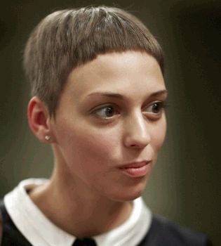 Нелли Уварова