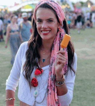 Алессандра Амбросио фестиваль