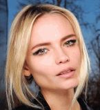 Наташа Поли