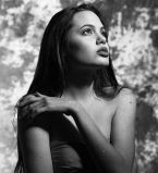 Анджелина Джоли 16 лет