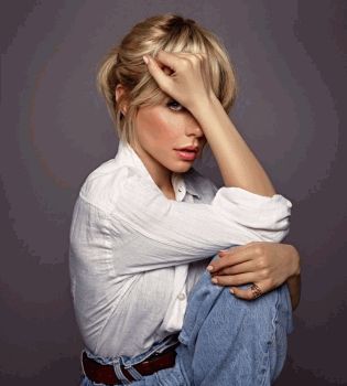 Тина Кароль 1